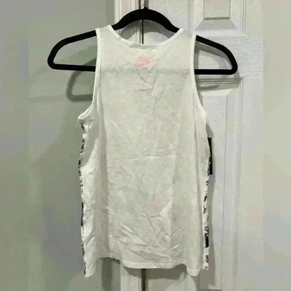 Girls size Large 14/16 Glow in the Dark Nike Tank top - NWT - Picture 4 of 4